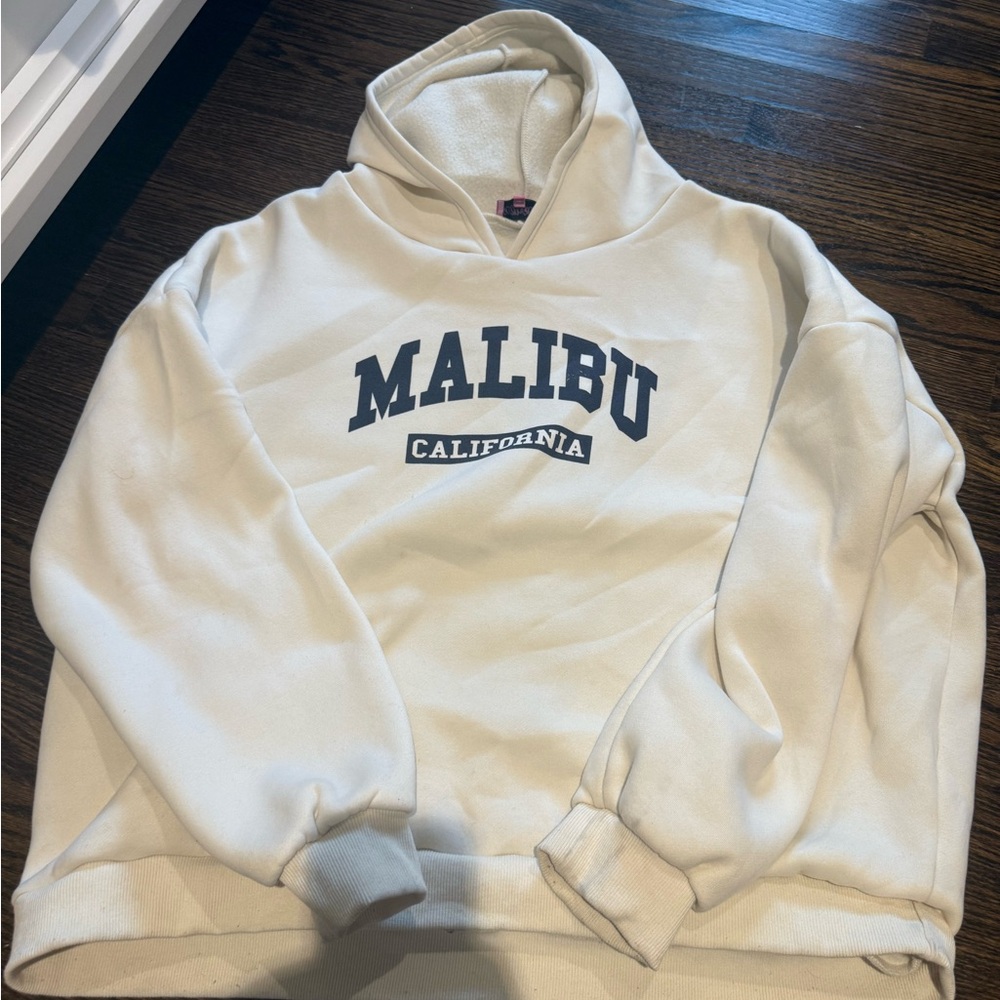 Edikted White Hoodie Sweater